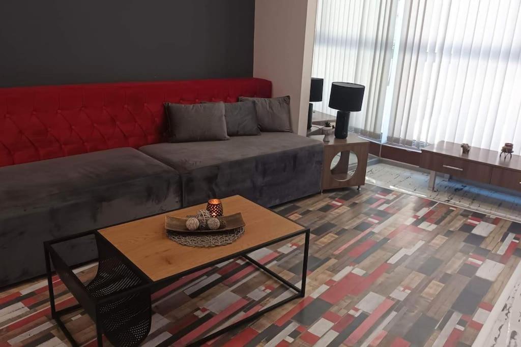 Boutique Apartment Plovdiv Buitenkant foto
